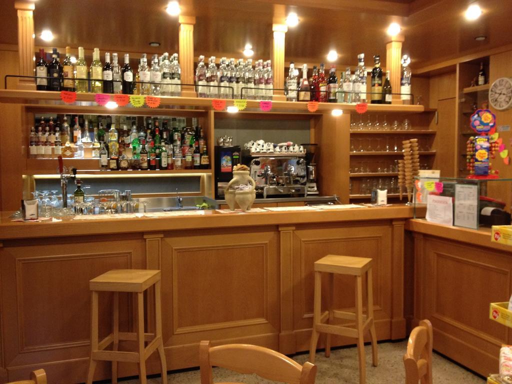 Hotel Rododendro 포폴로 외부 사진