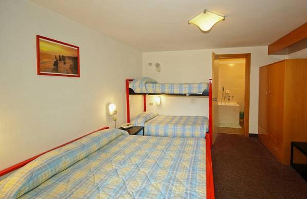 Hotel Rododendro 포폴로 객실 사진