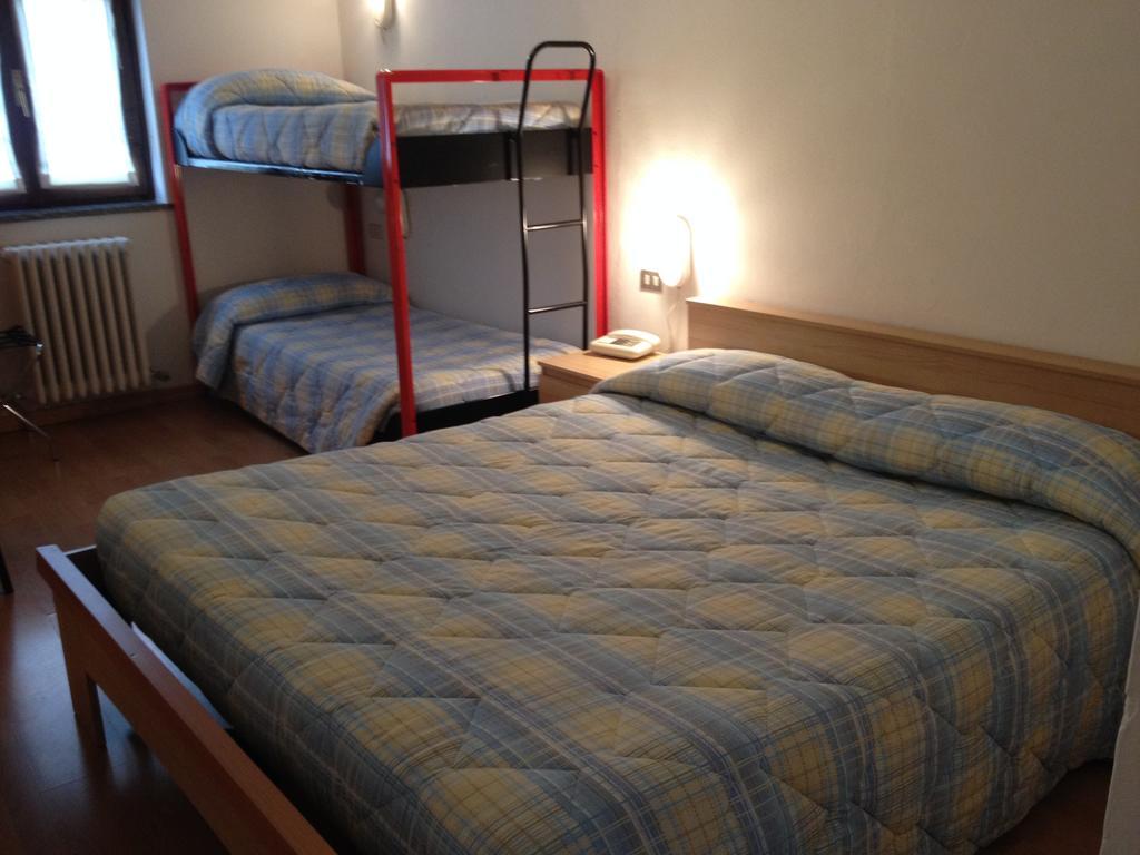 Hotel Rododendro 포폴로 객실 사진